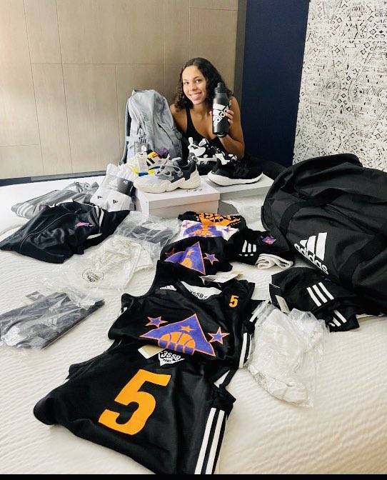 Taytum Bell tweet media