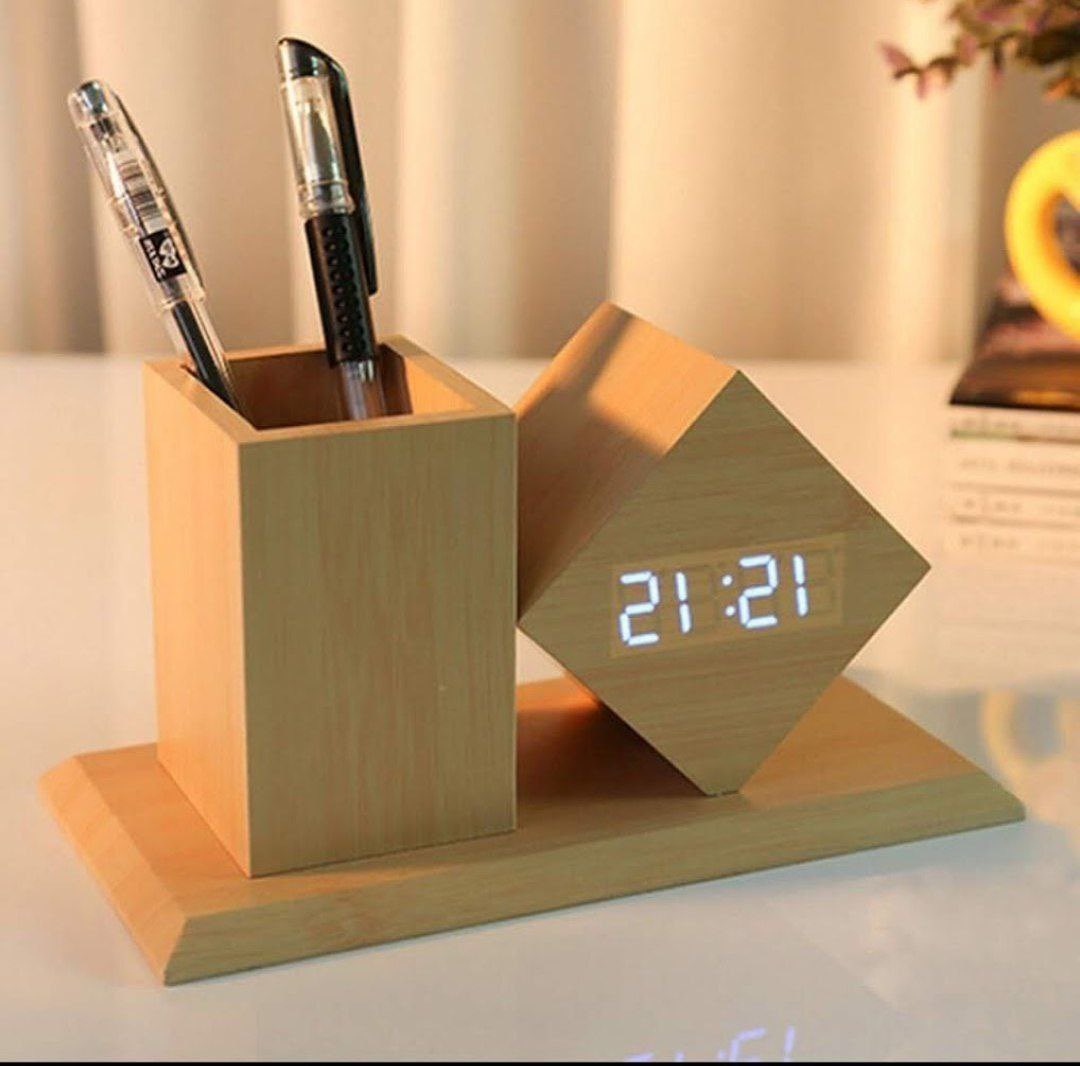 HEssentia's tweet photo. Back in stock! Digital table clock with pen holder. Clock requires 2AA batteries or usb cord to power on.
 A unique corporate gift for an executive 👌
12,500 naira only please retweet https://t.co/QohNLw3uSG