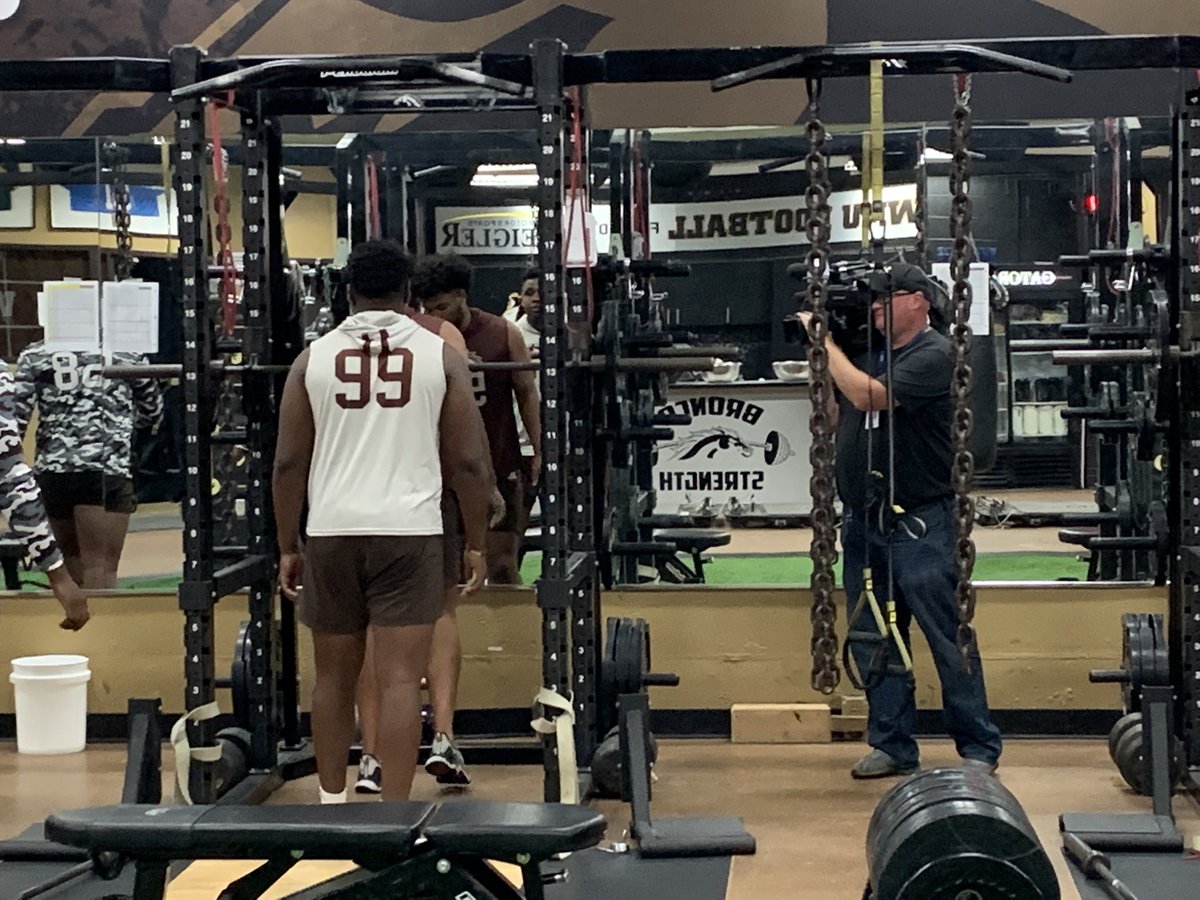 WMU_Football's tweet image. We’ve got @WOODTV in the house today! Look for a feature on our summer workout soon!