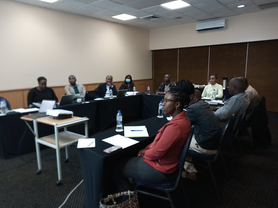 Bandari_Bora's tweet photo. The first day of land use land cover change field survey in Durban together with @eThekwiniM official. The survey will cover Durban port areas to understand the various urban uses @Cities_n_Coasts @wiomsa @comred_ https://t.co/B3kBznFdrl