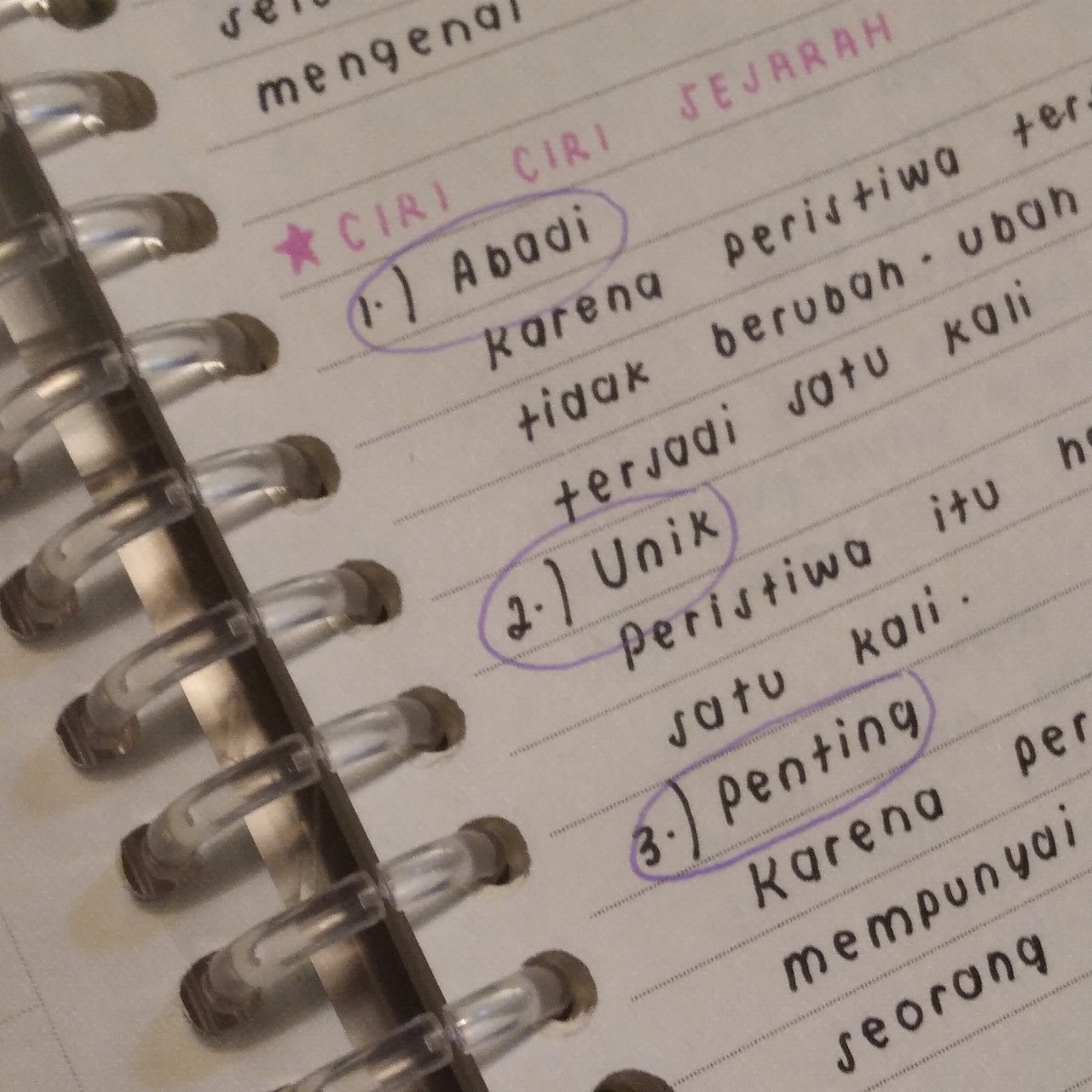 procrastinaz's tweet photo. ✧12/07/22
malem moots, hari ini belajar sejarah! https://t.co/JApRO7hoFi