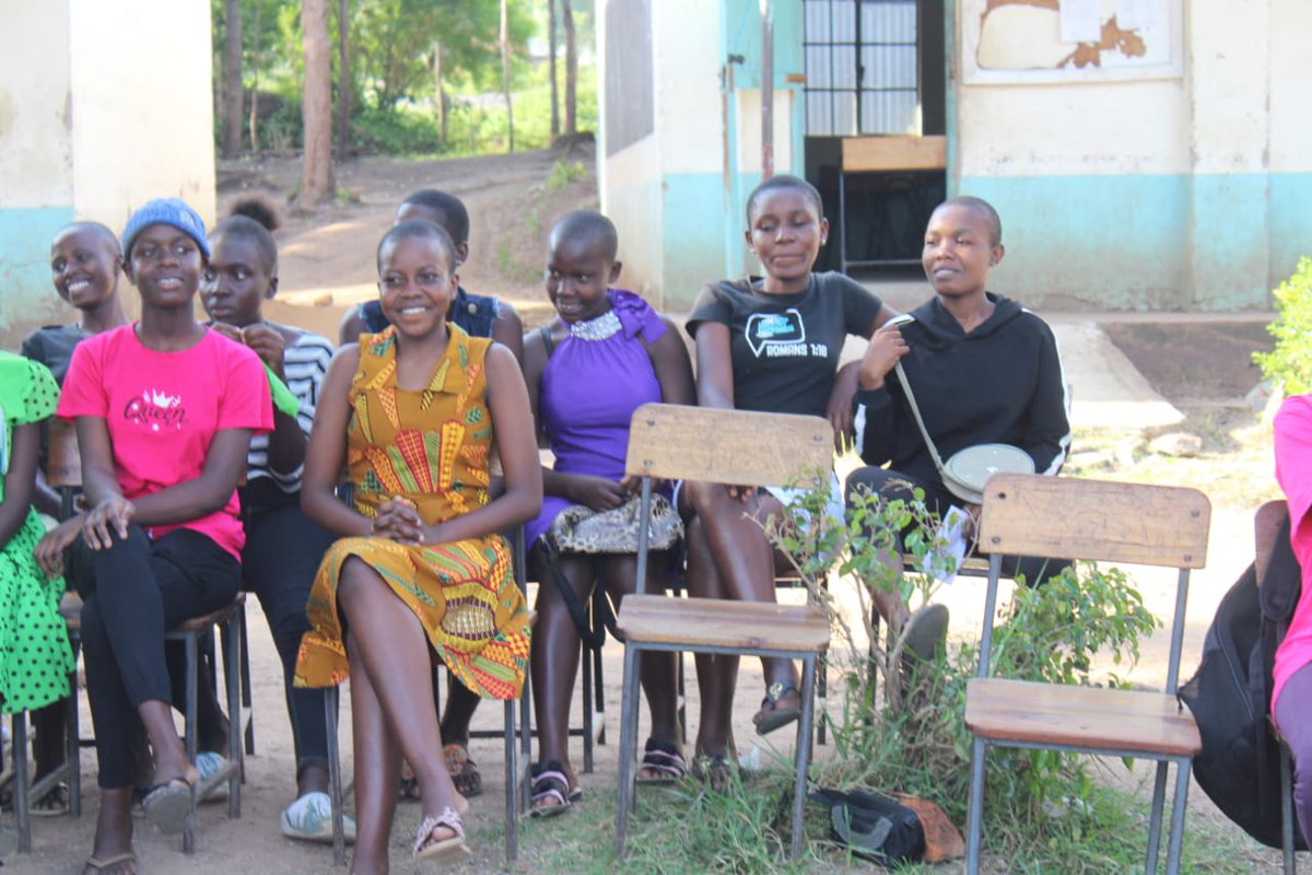 WOVOP_org's tweet photo. We’ve seen that when girls are supported through #Girlstalks & other similar spaces ,they learn skills that support them in decision making, increase their self-esteem, help them understand that they can be who they want to be.
#Girls4peace https://t.co/ApktKgJVDS