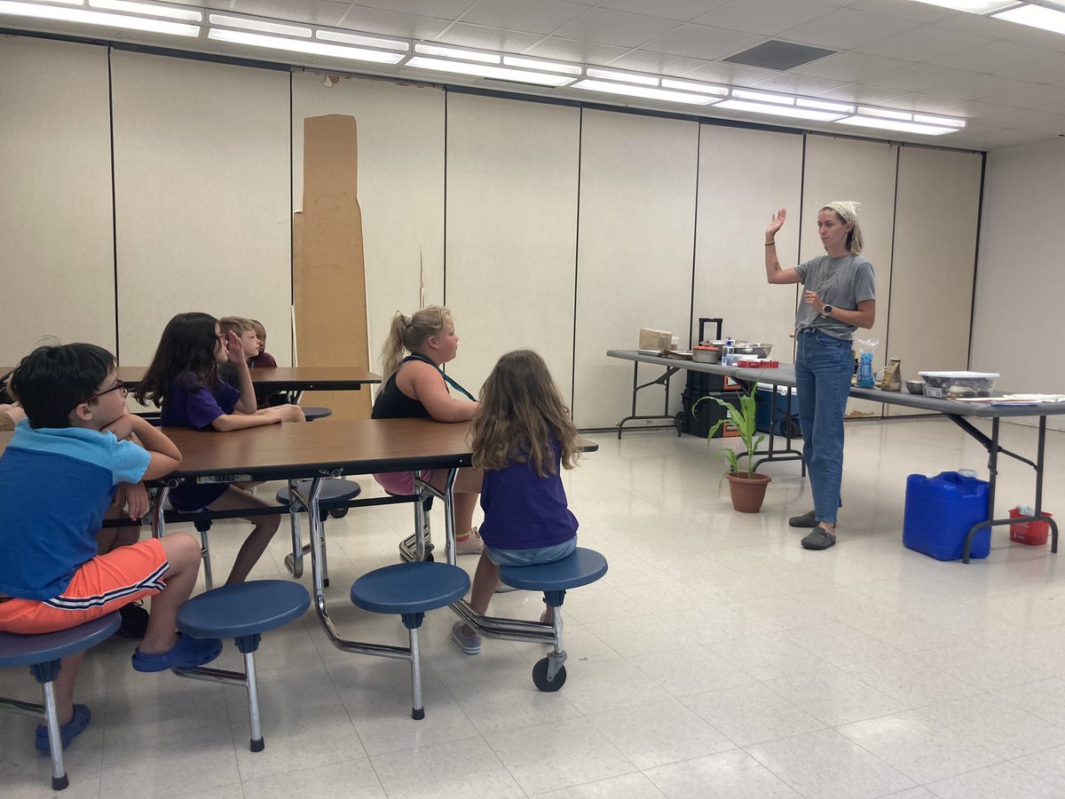 DidionKasi's tweet image. Thank you to Ms. Cass today for teaching our students all about the wonderful world of Spice Field Kitchen! We love learning about where our food come from 🤩🌽🍿