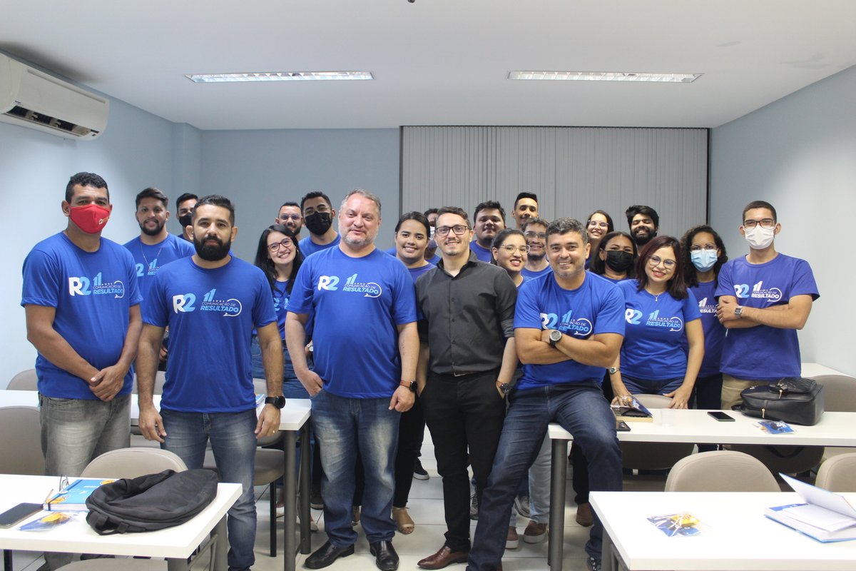r2comunicacao's tweet photo. #ImeR2ão | Preparando o time pra mais uma missão eleitoral. 🚀🎉👏 https://t.co/IxS6piQpar