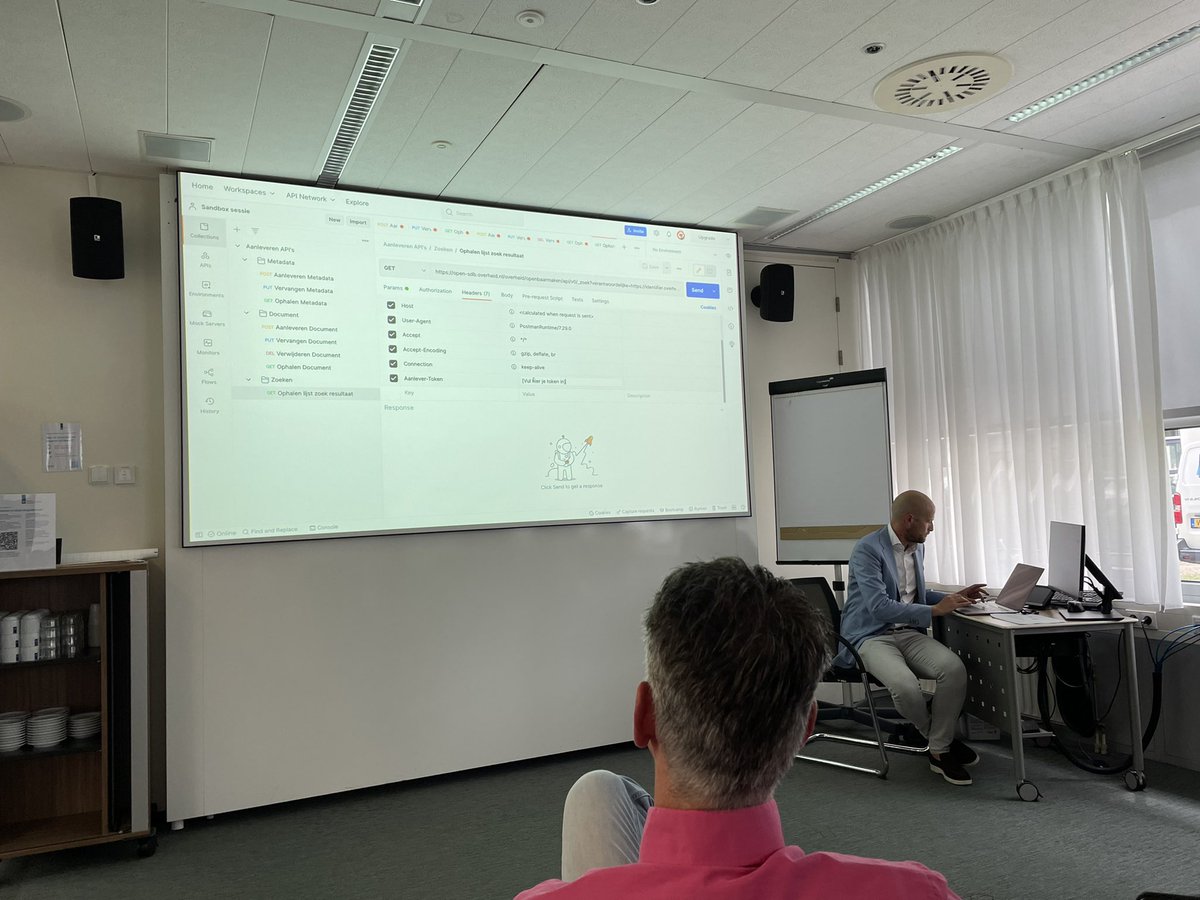 Susivic's tweet photo. Net interessante technische bijeenkomst gehad bij KOOP over #PLOOI. Korte lijnen en direct vragen stellen bij de bron, fijn!
Straks met de token de #API #sandbox uitproberen met onze koppeling @ECM_experts. #zinin #devlife #openoverheid #openinformatie #alfresco #opensatisfaction https://t.co/htNedGcQde
