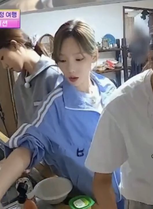 저화질의 태연 (@lq_kty) on Twitter photo 