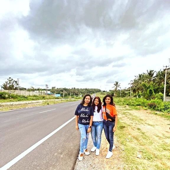 CaptureCuisine's tweet photo. New vlog is out now 🎥

Go &amp; check

#bengali #bengalivlogger #youtuber #bongvlog #banglayoutuber #mysoretrip #mysore #bangaloreroadtrip #weekendtrip #weekendgetaway #bangaloredays #bangalorediaries #mysorepalace #mysorediaries https://t.co/iHrSCz4DQ5