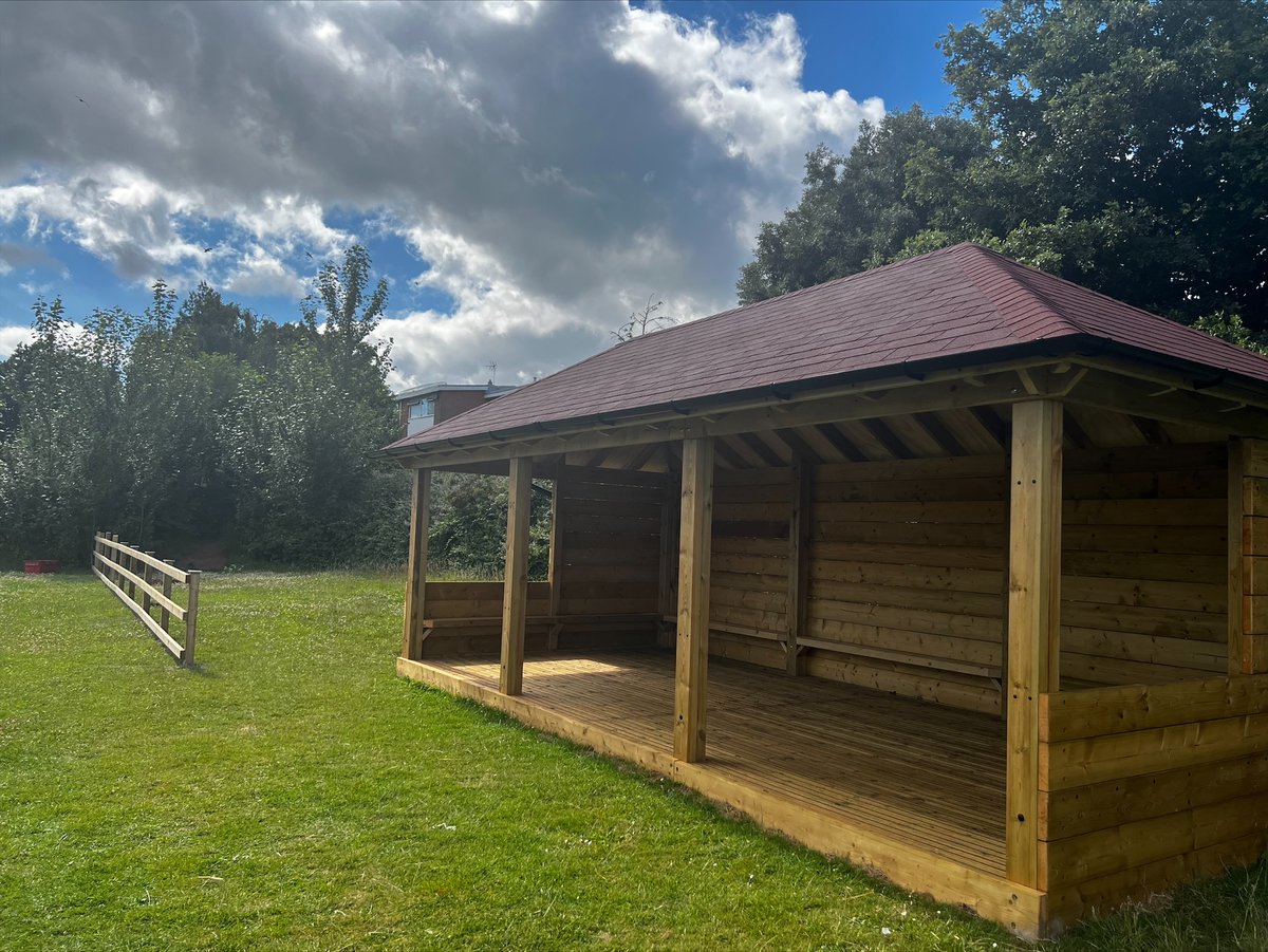 craftwalesuk's tweet photo. Larger than average shelter completed at @llandaffcity Primary school by @craftwalesuk
#shelterandshade #schoolshelters #playandlearn #shelterinastorm https://t.co/jq1soqtlbo