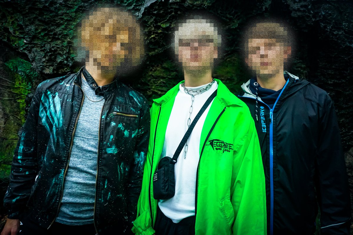 raptiloiden's tweet photo. Countdown until release starts now!
...drei 3 drei...
#echsenrapper #raptiloiden #singlerelease #upcomingartist #music #band #HipHopMusic #rap #countdown #newsingle #wirsinduntereuch https://t.co/PQFNTdAh5E