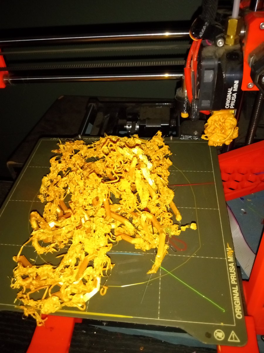 LocalmakerM's tweet image. The only real possible ending. Grant @3D_Musketeers  says if I love it I should have put a brim on it. #printfailfriday