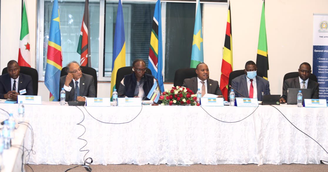 The EAC audit commission presented the audit reports for FYE 30 June 2021 of EAC organs, institutions and projects  to the EAC council of Ministers during it's 42nd ordinary meeting at the EAC HQ in Arusha, Tanzania. These reports will be sent to EALA for analysis and scrutiny.