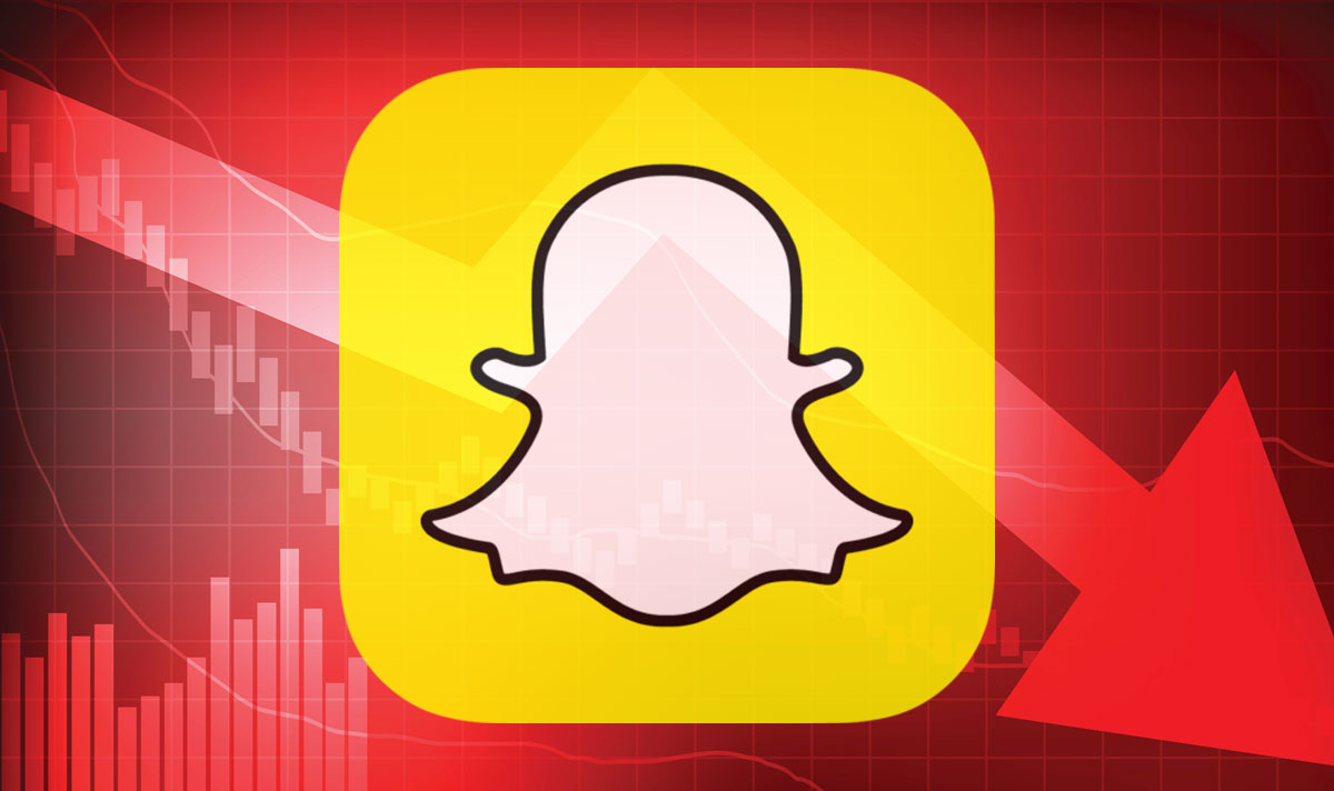 Daily_Express's tweet photo. Snapchat down: Users report app keeps logging out and not working today https://t.co/mSIaGXmyb5 #Snapchat #Snapchatdown #Snapchatnotworking https://t.co/e1nvQREVvW