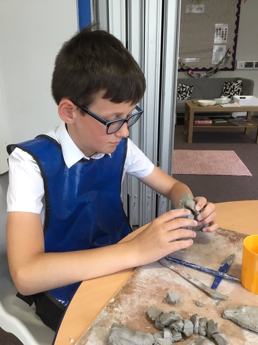 Building positive trusting relationships and resilience through Thrive. These encourage healthy social and emotional development. #sensoryexperiences #Thriveapproach #Wellbeing