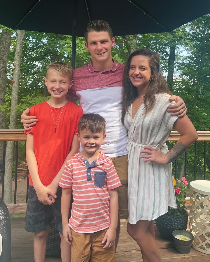 Summer is definitely our favorite season☀️🌻💛