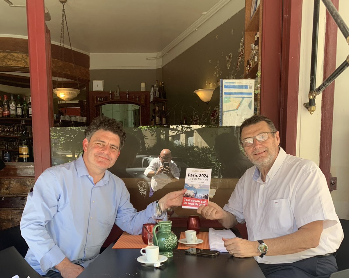 Déjeuner aussi amical qu’olympique avec <a href="/JF_Lamour/">Jean-François Lamour</a>, préfacier de mon livre « #Paris2024, un défi français » aux <a href="/Ed_Archipel/">Éditions de L'Archipel</a>