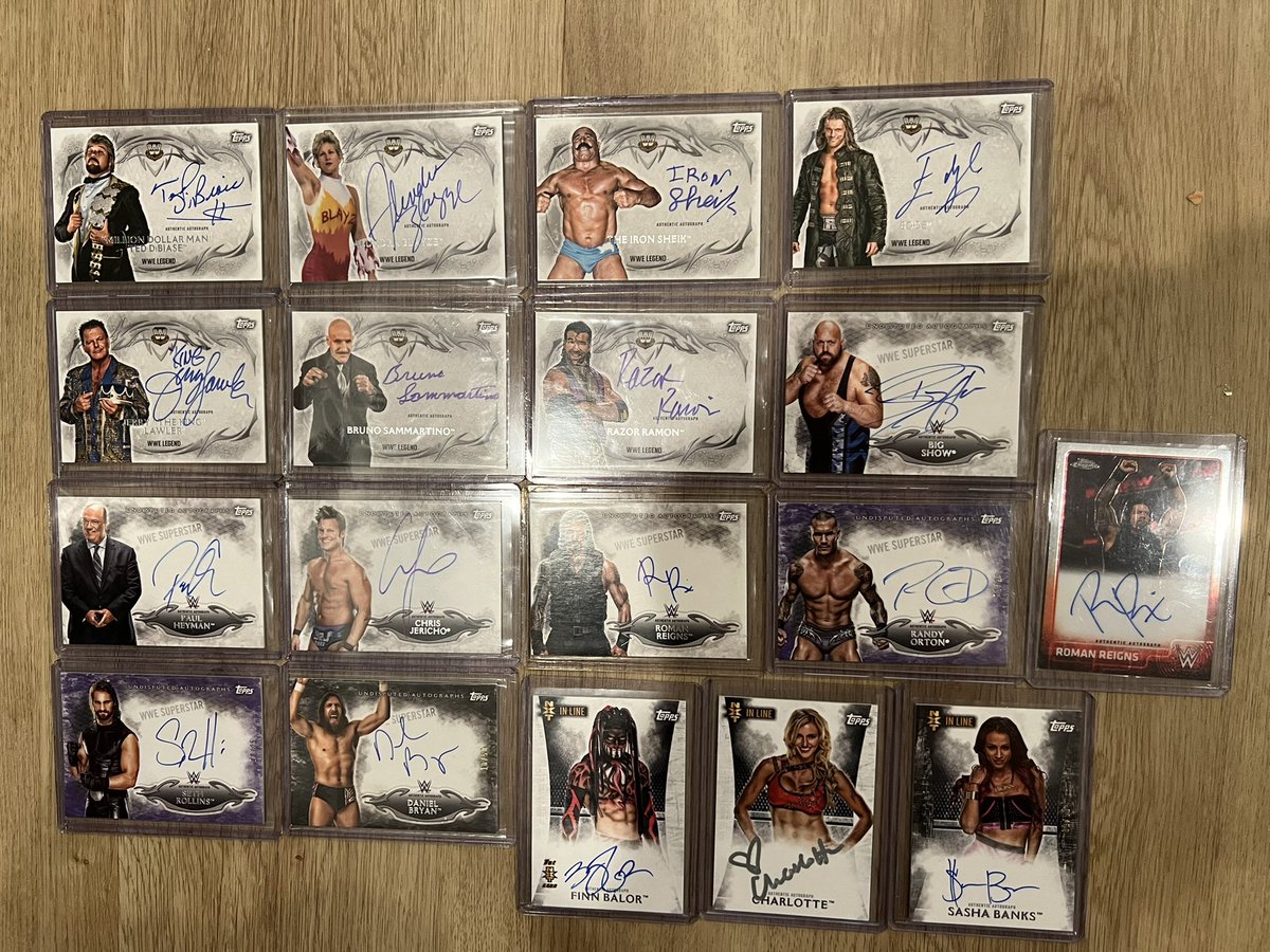 Ending tonight #wrestlingcards #wrestlingautographs #ebay #thehobby #wwe #toppsundisputed #forsale