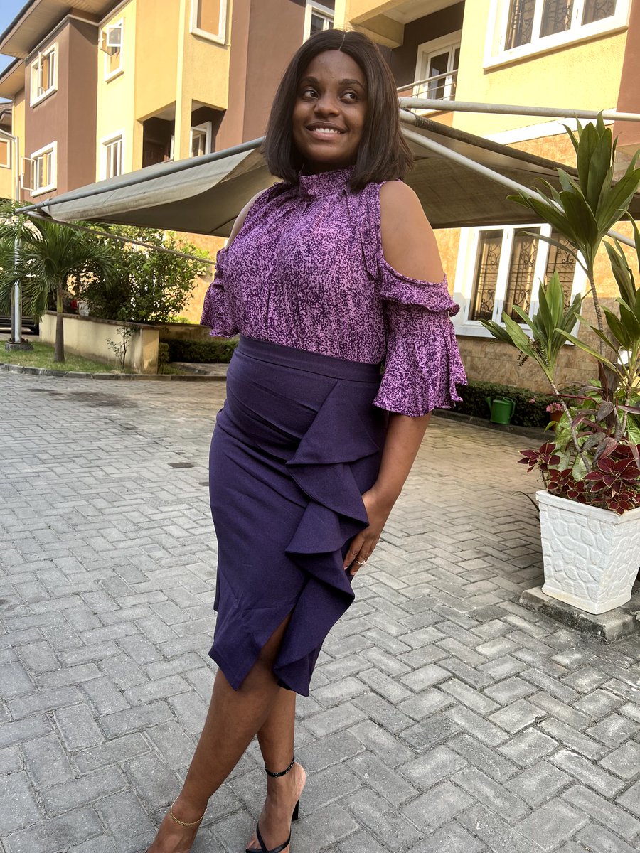 AneequeNG's tweet photo. Never underestimate the power of a great outfit, it births confidence!
It’s Tueslay🤩Slay confidently queens🥰
Shop via our website for sweet deals🏷
Shop Nigerian brands at ANEEQUE 🛍 
.
.
#aneeque #bellanaija #lekkiwives #lagosfashion #africanfashion  #lagosbabes #aneequeng https://t.co/8S0MGf5Ykl