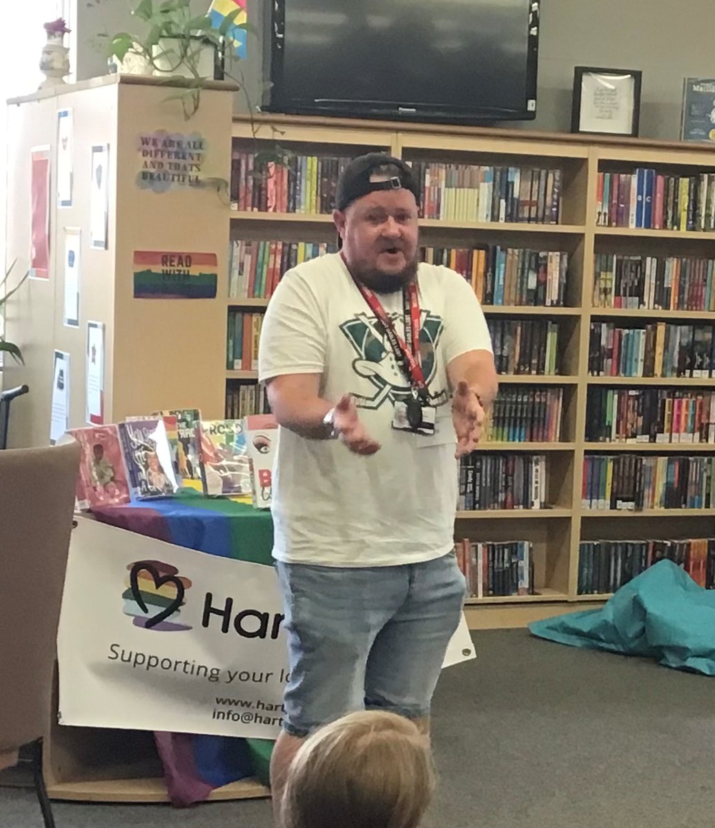 ConyersSchool's tweet photo. Amazing baking by students for our LGBTea Party and we were joined by Jack from Hart Gables who came in to give a talk https://t.co/Ylwz3UTVQZ