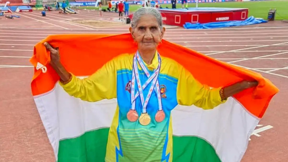 NewsBytesApp's tweet photo. India's #BhagwaniDeviDagar scripted history at the World Masters Athletics Championship on Sunday. The 94-year-old, who took birth in Haryana, won a gold medal in the 100-meter race. She clocked a time of 24.74 seconds. Here are further details.
https://t.co/ADfACUbVzW https://t.co/Dkuqp6IRp5