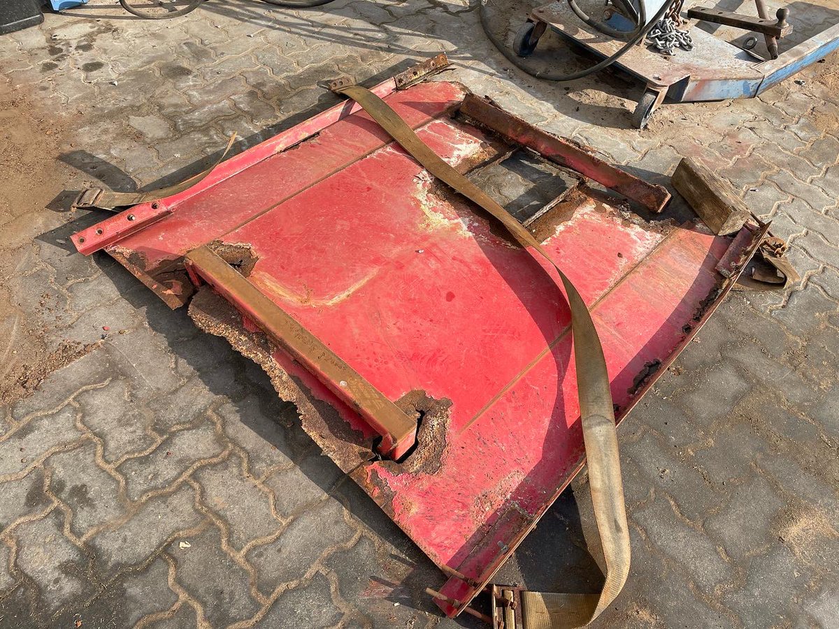 golfagronomy's tweet photo. Teaching our mechanics to think more than just servicing & to overhaul kit that can last many years allowing investment into other areas. A simple in-house restoration project cost very little. Now to teach the team to clean it @troon @troonint #progress #thinkbig #growtheteam https://t.co/2SLw58Fb3Z