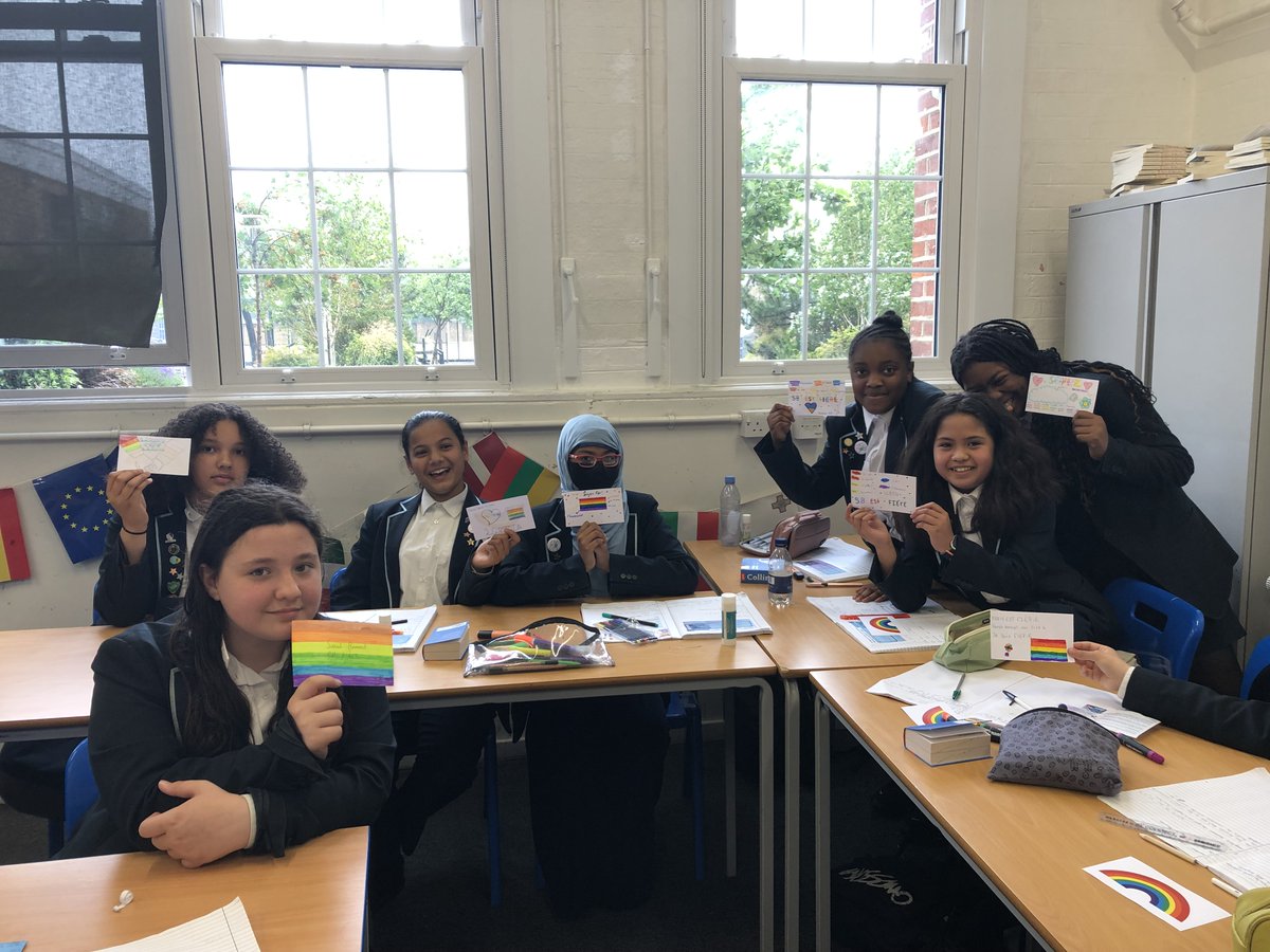 Sarah Bonnell School tweet media