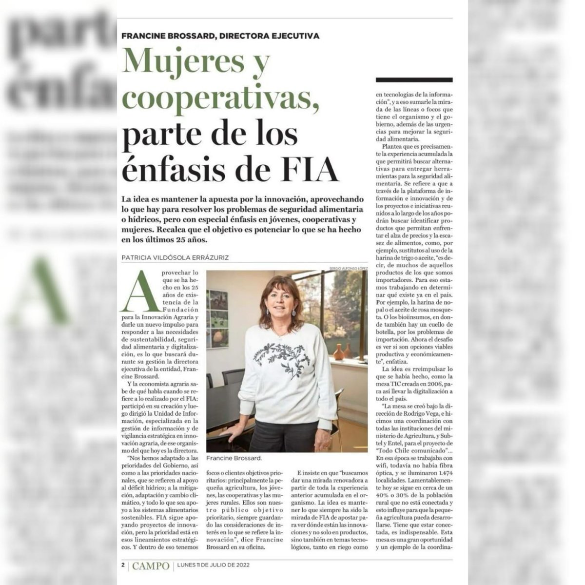 FIA_Chile's tweet photo. “Hoy el esfuerzo #FIA es la transferencia de la innovación a los agricultores que lo necesitan”, dijo nuestra directora ejecutiva, Francine Brossard, a @mercuriocampo en su primera entrevista de balance semestral.  🌾👩‍🌾👨‍🌾🌾
Revisa aquí: https://t.co/pVYS4NtoPM https://t.co/snRxqNaIZT
