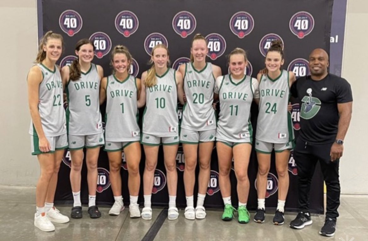 arichards_10_'s tweet photo. Had a great week at Run for Roses and Select 40 session II. Overall record of 9-1. @WestMiDrive2024 @Drivebball1               @lrichards_20 @LilyZeinstra @PolegaReese @GeersMadelyn @AveryDepagter @gracelyons85 https://t.co/gC2GmH1Snd