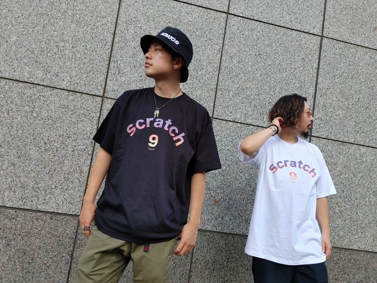 FRONTLINE_Ryoma's tweet photo. Scratch9(スクラッチナイン)
ニューアイテムが登場!!
Tシャツ、キャップ、トートバッグなど、フェスやイベントで活躍するアイテムが盛り沢山!
是非チェックしてね🔥
↓↓
https://t.co/XE47AdijwA
7/20(水)23:59までにご予約で、
最速お届け🚚
#scratch9
#ストリート系男子
#ストリート系女子 https://t.co/auTaA2VUle
