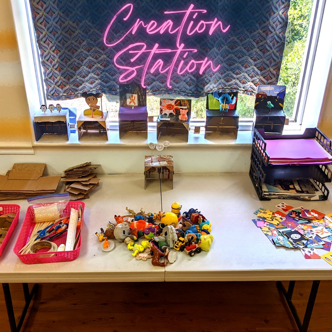 makeracademync's tweet photo. Check out this amazing set up Dagan made to inspire inspiration as the kids create their Art Machines! 

We've got pre-lasered cam and cam followers, thanks to @splatspace, and lots of toys thanks to @scrapexchange !

#STEM #STEAM #STEMeducation #STEMeducationforkids #DurhamNC https://t.co/aXvIt2ywY1