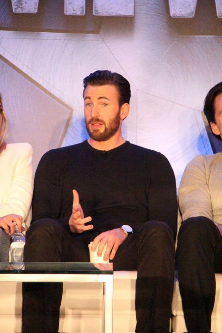 prfctmeryl's tweet photo. I'm tired of Chris Evans putting everything else but ME between his legs. https://t.co/s9OnQVS23J