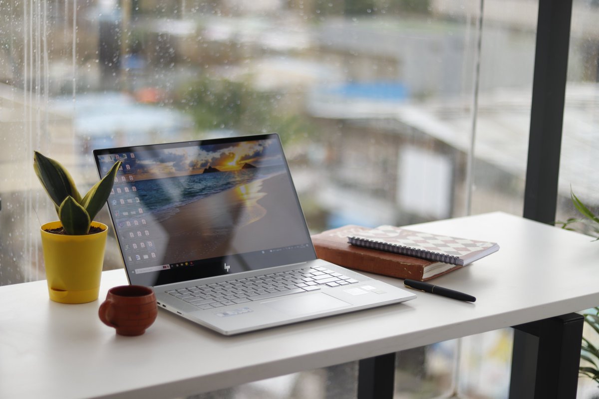 ThePowerPointC2's tweet photo. Are you the one who loves creating vibes on desk ? 

#desksetup #Workingsapce #Coworkingspace #coworkingpune #Coworkingspaceinbaner #Coworkingspaceininda #coworks #Coworkingspaceinbalewadi #Coworkingspaceinbalewadihighstreet #flexiblepasse https://t.co/kQ2sxRvwBI