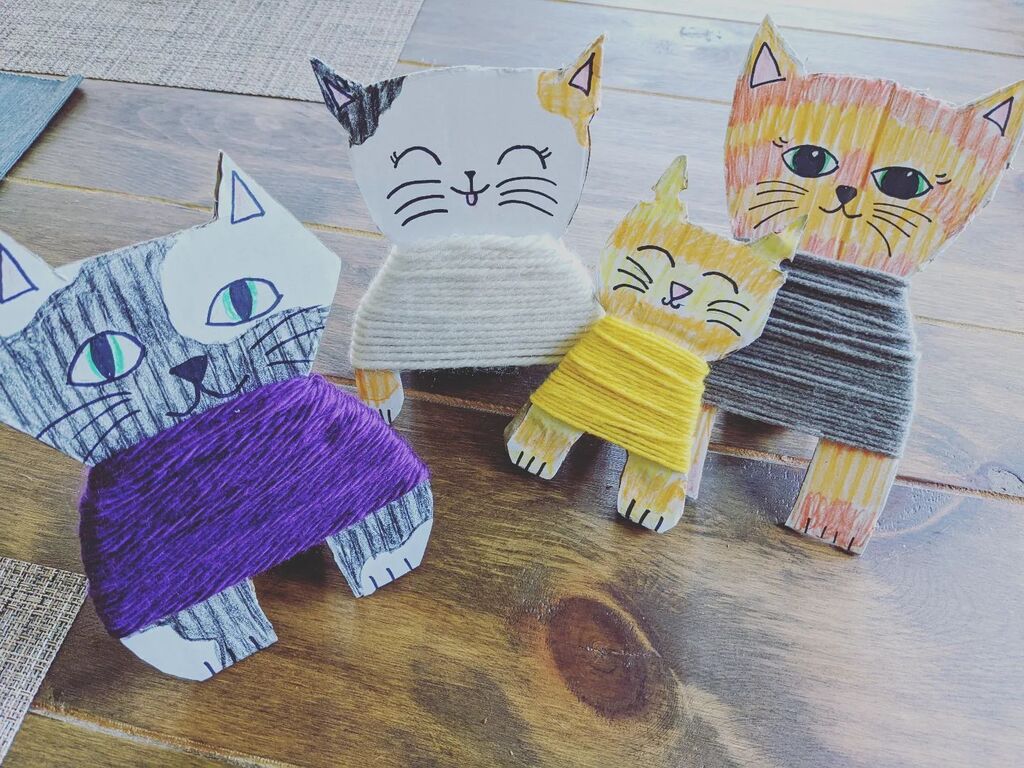 artedallthetime's tweet photo. This week is Generosity Week! Yesterday, after reading two great books (Be Kind by @patzmill and Extra Yarn by @macbarnett ) and giving homemade cookie bars to our neighbors, we created these adorable cats in sweaters! #bekind #generosityweek #summerofgo… https://t.co/7MLlBt7frz https://t.co/k91DfsONgj