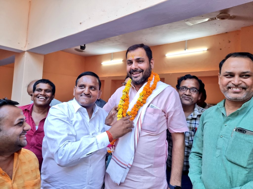 prakashbjp_'s tweet photo. आज बाॅंदा सदर विधानसभा के अंतर्गत दक्षिणी मंडल के बूथ क्रमांक-132,136,137 दीनदयाल नगर खुटला में #बूथ_सशक्तिकरण अभियान में...

#मेरा_बूथ_सबसे_मजबूत https://t.co/4n6s8FT9MW