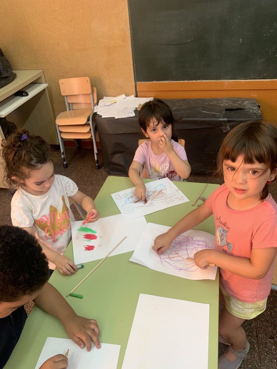 C.E.Xixell tweet media