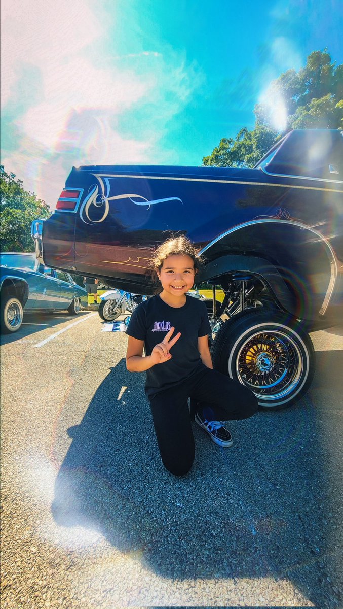 PapiPortaits's tweet photo. Summer Time Chi.
#DontGetShot
#Chicagolowriderculture
#ChicagoLowriders
#Lowrider
#AmazonPrimeDay https://t.co/9Fhp3lsZRB
