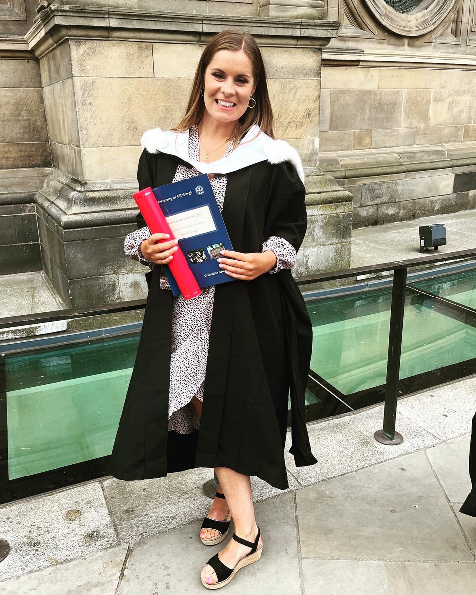 AmandaPatrickKW's tweet photo. A day of celebrations👩‍🎓 today I graduated from Edinburgh University with a BA in Childhood Practice 🎉🥂  Also congratulations to my fellow Falkirk Bairn @Lham_92 💕 https://t.co/oZUNeApHXQ
