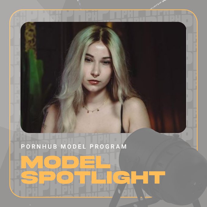 You know her, you love her, you want her to be your big titty goth gf. We chatted with @bigtittygothegg