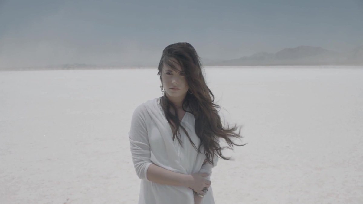 Demi Lovato Brasil tweet media