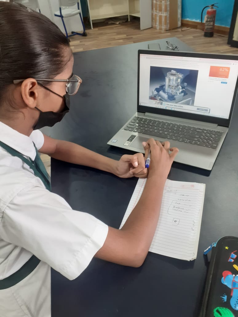 #SpaceTech is one of the emerging fields right now, and it's important for #AtalTinkeringLab students to investigate it and find opportunities to help India become a leader in #space #technology.

A dedicated #DPS #ATL girl student is researching the development of a #Mars rover.