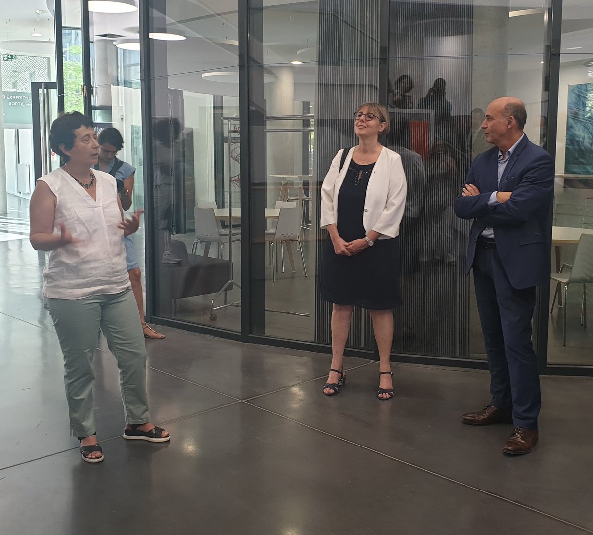 Université Grenoble Alpes (@ugrenoblealpes) on Twitter photo Visite // La Ministre <a href="/sup_recherche/">Ministère Enseignement supérieur et Recherche</a> Sylvie Retailleau est accueillie 🤝 par le président <a href="/UGrenobleAlpes/">Université Grenoble Alpes</a> Yassine Lakhnech à la Maison de l'innovation et de la création pour l'annonce des lauréats de l'appel à projets ExcellencES #france2030 Visite // La Ministre <a href="/sup_recherche/">Ministère Enseignement supérieur et Recherche</a> Sylvie Retailleau est accueillie 🤝 par le président <a href="/UGrenobleAlpes/">Université Grenoble Alpes</a> Yassine Lakhnech à la Maison de l'innovation et de la création pour l'annonce des lauréats de l'appel à projets ExcellencES #france2030