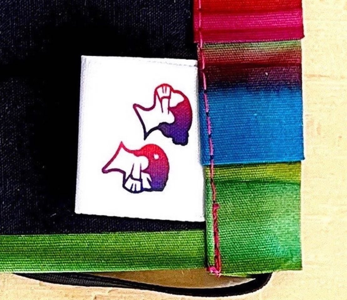 Hero_Masks's tweet photo. Hero Masks are double lined with a filter pocket for extra protection and come in beautiful colors/patterns to match your wardrobe.

20% off all masks AND free shipping when you order three or more!

✨ https://t.co/4BIGt7LfYP ✨ https://t.co/4YCWRnwxwV