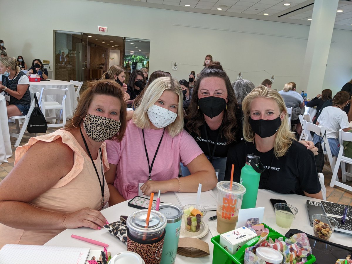 STC_MsJohnson's tweet photo. Summer Training Camp with @TheNoraProject at the beautiful @chicagobotanic garden 💜
@MrsZs2ndGrade @KeeneyvilleD20 #esd20learns https://t.co/NPwj89Cwph