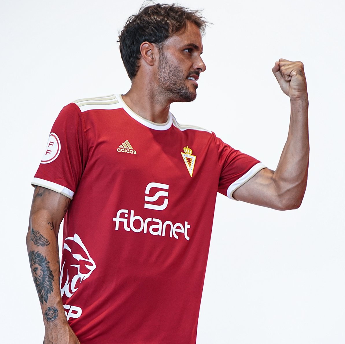 🦁 <a href="/PLeonSanchez/">Pedro León</a>