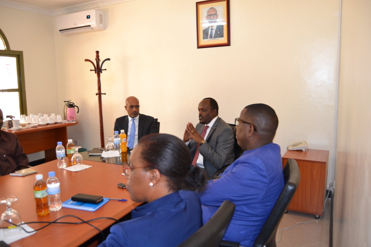 Rwanda_Bar's tweet photo. The Minister of Justice and Attorney General, Dr. Emmanuel UGIRASHEBUJA @eugirashebuja1 paid a visit  to Rwanda Bar and had a fruitful discussions with RBA President @Moisenkunda  and the Governing council on various areas of cooperation. i.e legal aid, Legal awareness etc... https://t.co/FOmZjMLilf
