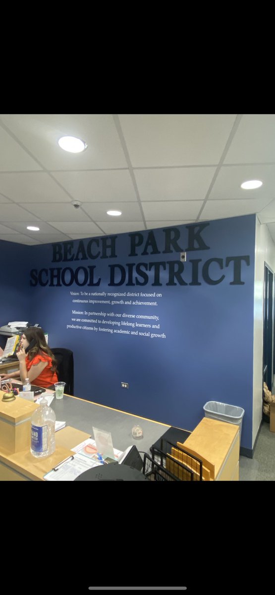 socialmediacur1's tweet photo. Things are looking and feeling different in Beach Park School District! We love our learning community❤️! https://t.co/G4deEMs5l1