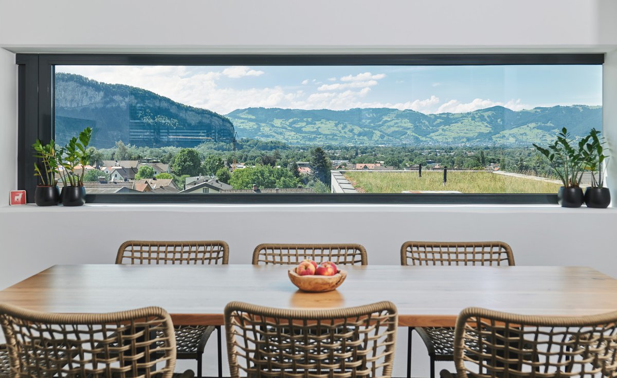 antiloopgmbh's tweet photo. Der Kaffee oder das Afterwork-Bier mit Kollegen schmeckt hier einfach am besten🤩
https://t.co/y1hW8Va3nc
#antiloop #officewithaview #penthouseoffice #rheintal #welovecode https://t.co/LA9VhUt7xD