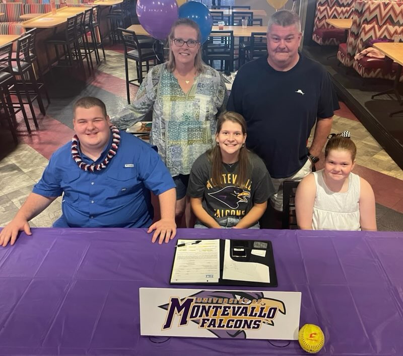MMaurin10's tweet photo. I am beyond blessed and excited to announce that I have committed to play softball for The University of Montevallo to continue my career as a student athlete. I cannot wait to begin this journey. Go Falcons! 💜💛 #biggerthanball @MontevalloSB https://t.co/rLl3yTOYhi