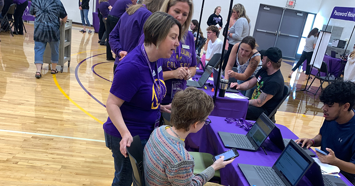 mcc_edu's tweet photo. We love hosting In-Person New Student Orientations - it’s our favorite way to meet our new students! There’s still time to register to attend the July 28 or August 9 In-Person New Student Orientation. Learn more at https://t.co/6IMbyNY2Mt
#MCCSCots #MCCPride #FutureScots https://t.co/Wlvmc2iheW