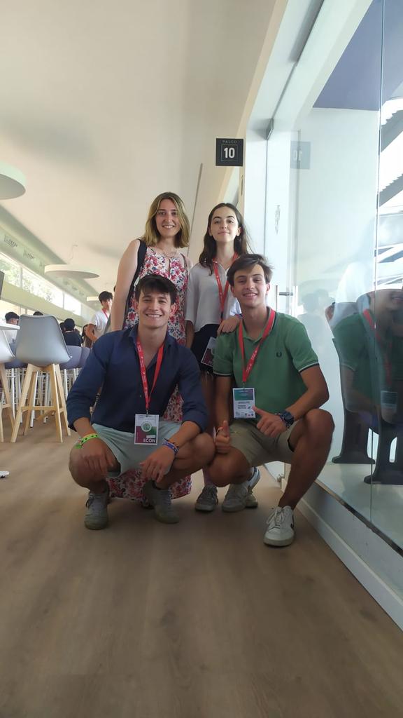 ALDAPETAMARIA's tweet photo. EYPko Bilboko saioetan hautatuak izan ziren ikasleak Huescara bidean, saio nazionaletarako prest. Zorte on, Pablo, Iria eta Xabier! 
Los alumnos seleccionados en las regionales de European Youth Parliament ya van rumbo a la nacional de Huesca. ¡Mucha suerte Pablo, Iria y Xabier! https://t.co/nsHBEiGyQK