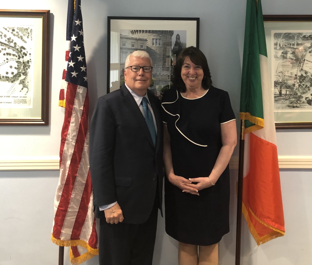 Honored and delighted to meet <a href="/USAmbIreland/">Ambassador Edward Walsh</a> Claire Cronin today. US-Irish business relations have never been stronger, and <a href="/Cisco/">Cisco</a> is proud to have a talented team here driving innovation and digitization across the Irish economy and around the world. ☘️ #wearecisco <a href="/CiscoUKI/">Cisco UK & Ireland</a>